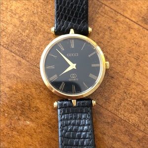 Vintage Gucci unisex watch